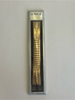 Vintage Sears Tradition Adjustable width goldtone watch bracelet, Box And Manual